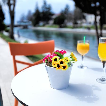 Art Theatre Caffe Hotel Struga Zewnętrze zdjęcie