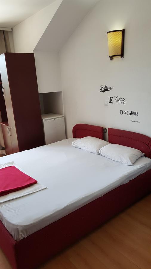 Art Theatre Caffe Hotel Struga Zewnętrze zdjęcie