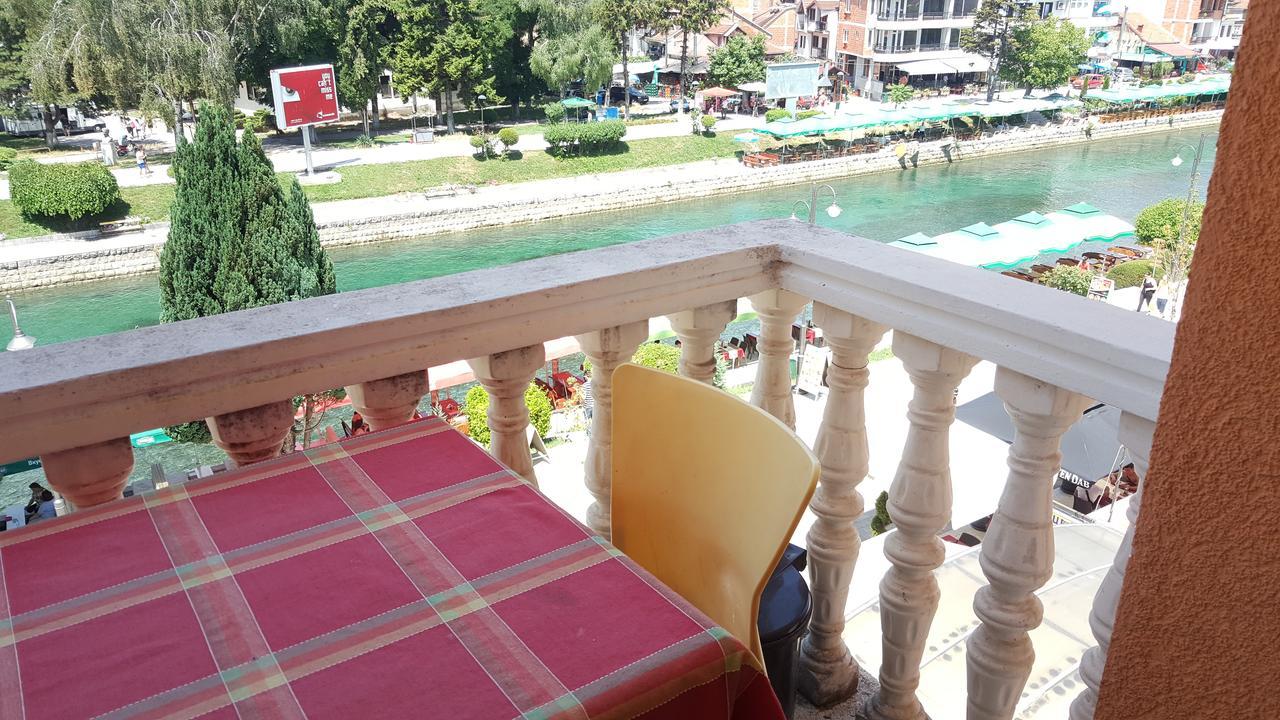 Art Theatre Caffe Hotel Struga Zewnętrze zdjęcie