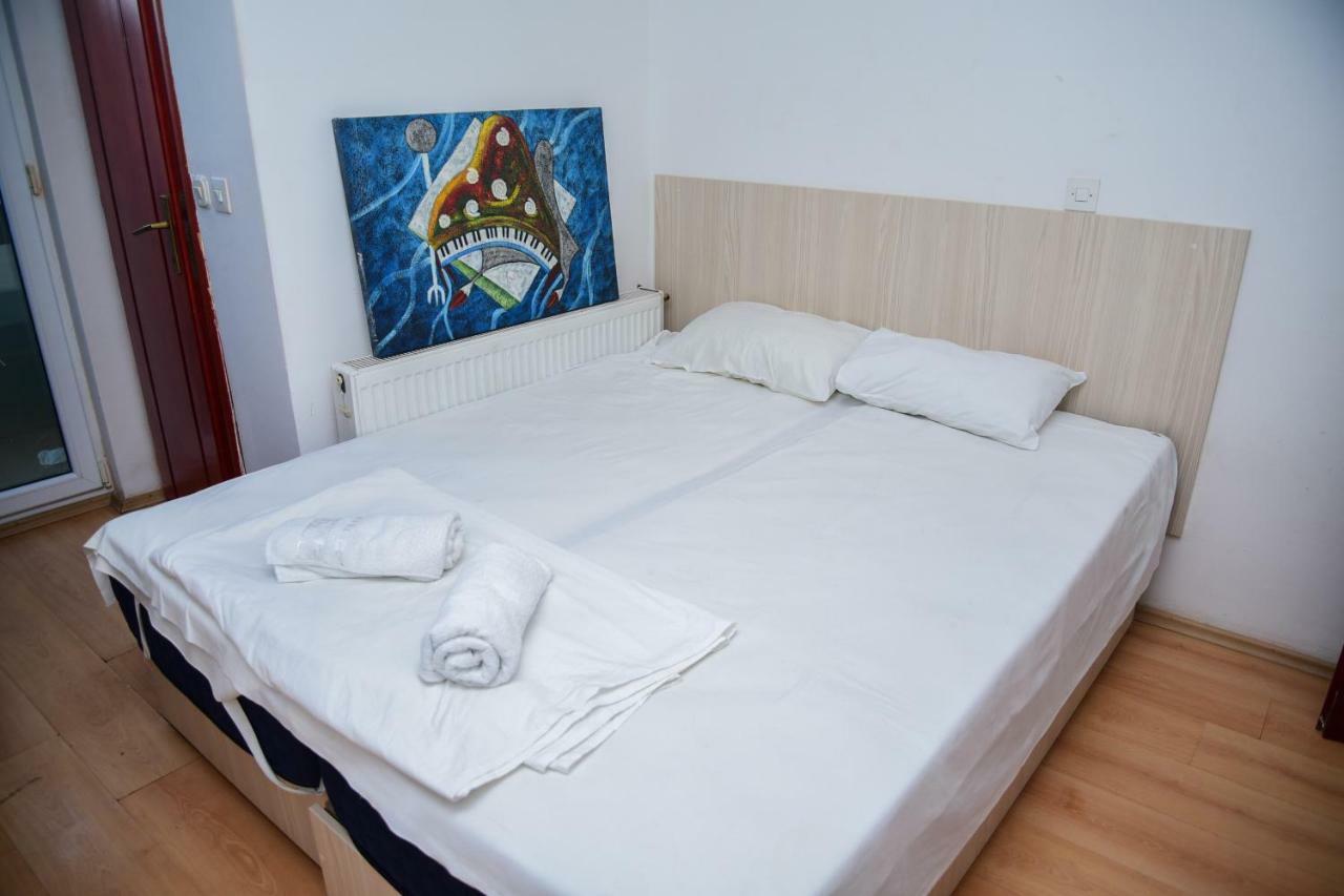 Art Theatre Caffe Hotel Struga Zewnętrze zdjęcie